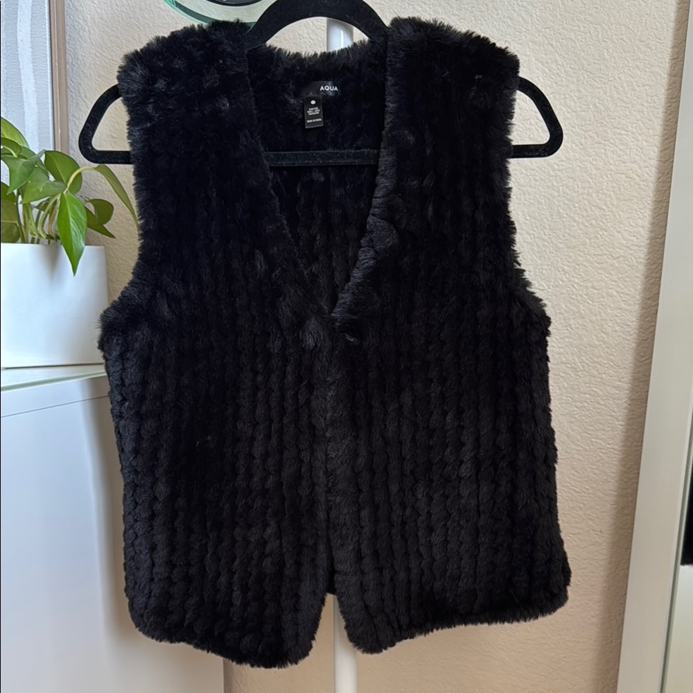 Bloomingdales Aqua Black Faux Fur Vest